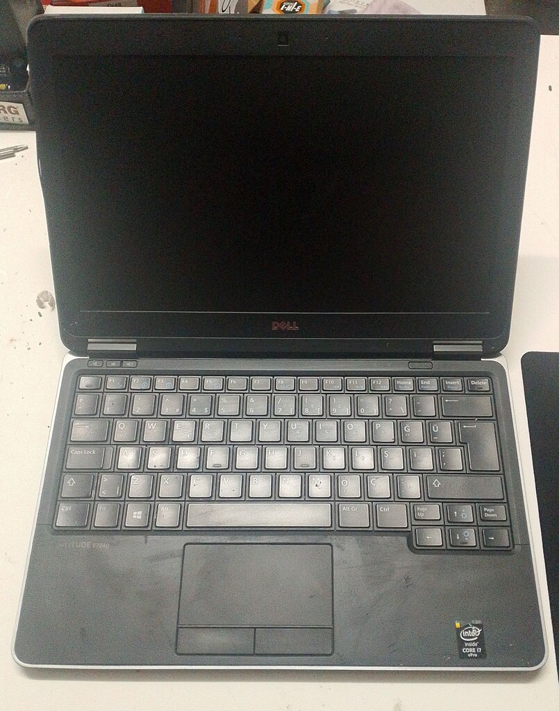 Dell İ7 4.nesil 8gb ram Laptop - 3