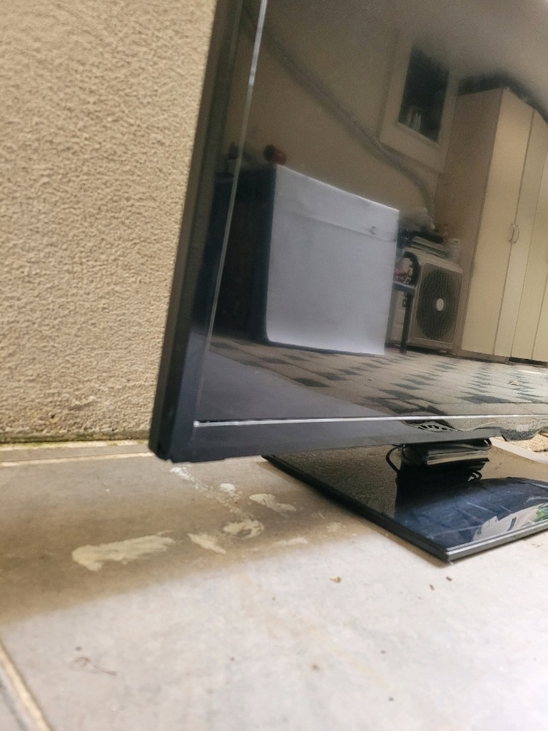 Vestel 102 ekran kendinden uydulu LED televizyon - 3