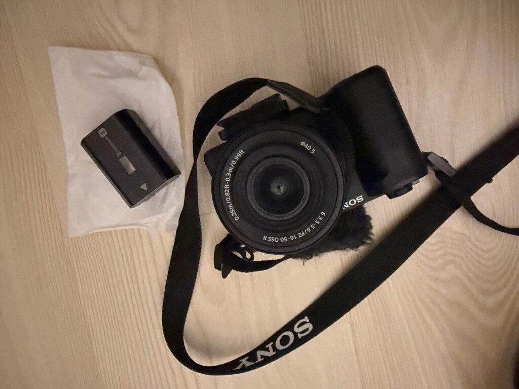 Sony ZV-E10 II Creator Set – 16-50mm + Sony Grip + Yedek Batarya+LED - 6