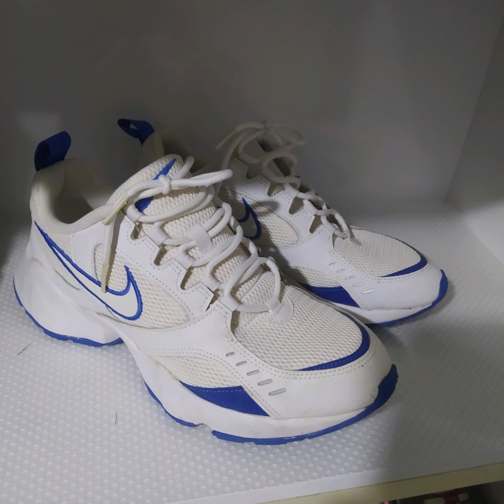 Nike 43 numara kullanılmamış yürüyüş ayakkabısı