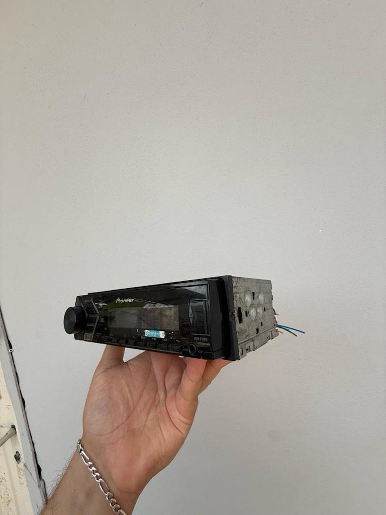 PİONEER MVH-S105ui ÇİFT AMFİ ÇIKIŞLI TEYP - 2