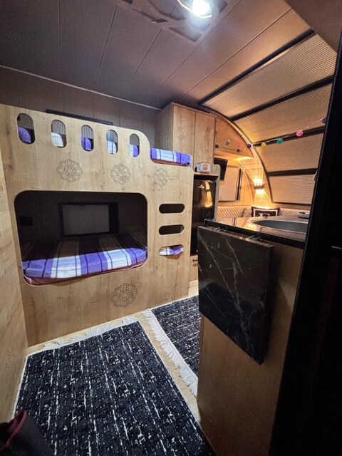 BİR KEZ KULLANILMIŞ TERTEMİZ KARAVAN