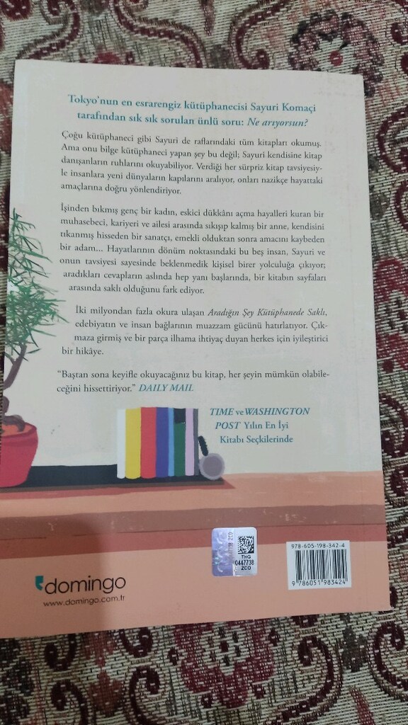 Aradığın Şey Kütüphanede Saklı-Michiko Aoyama - 2