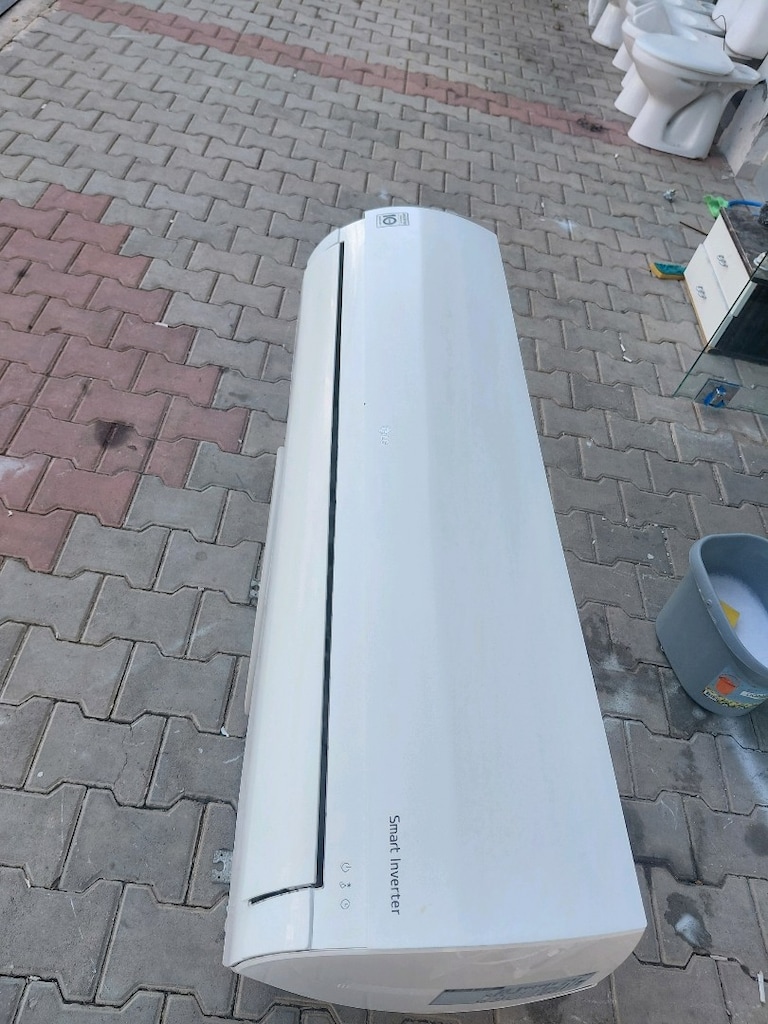 LG 18 lik inverter klima sıfır ayarında tertemiz - 3