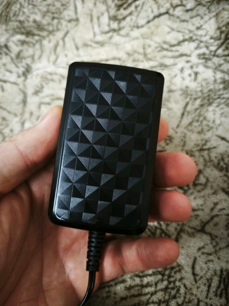 huawei 12v 1A adaptör - 3