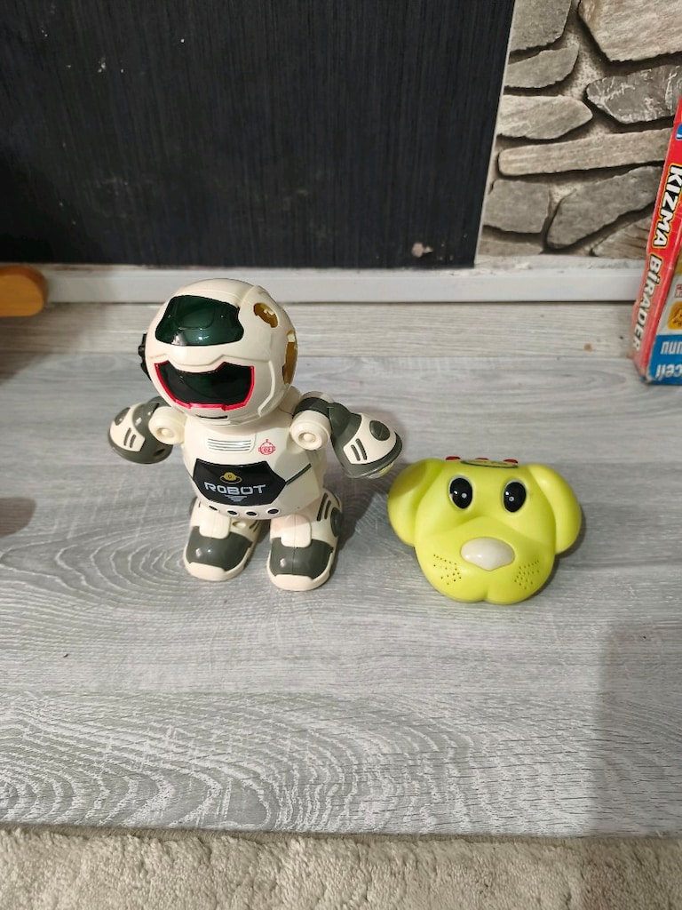 pilli Robot ve ninni köpek - 2