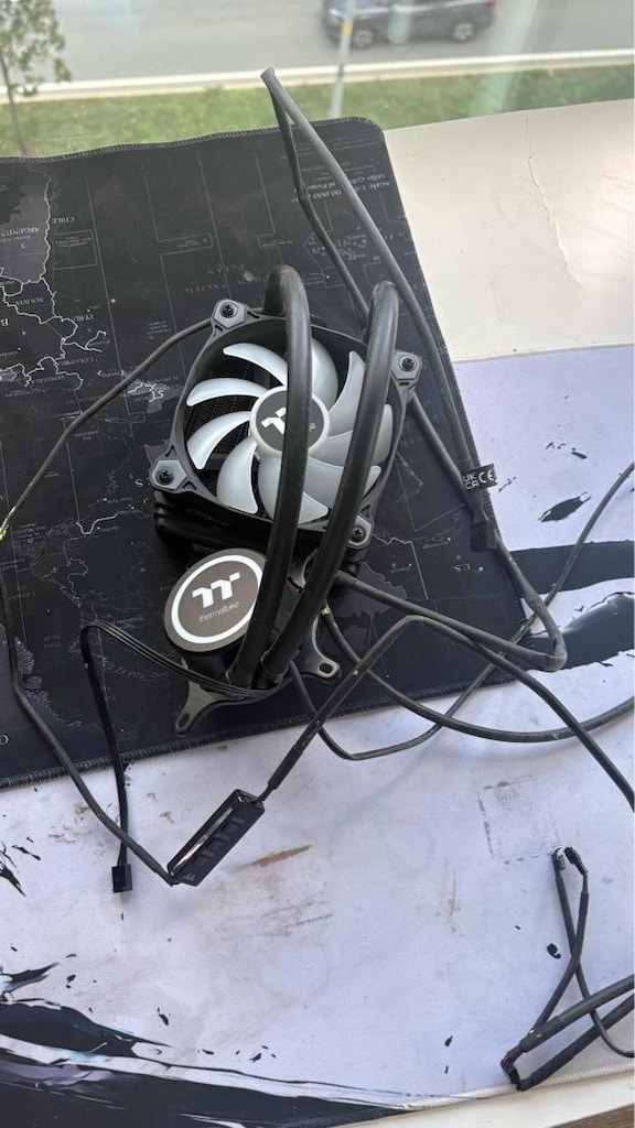 THERMALTAKE WATER 3.0 120mm RGB SYNC EDITION ALL-IN-ONE SIVI SOĞUTMA - 2