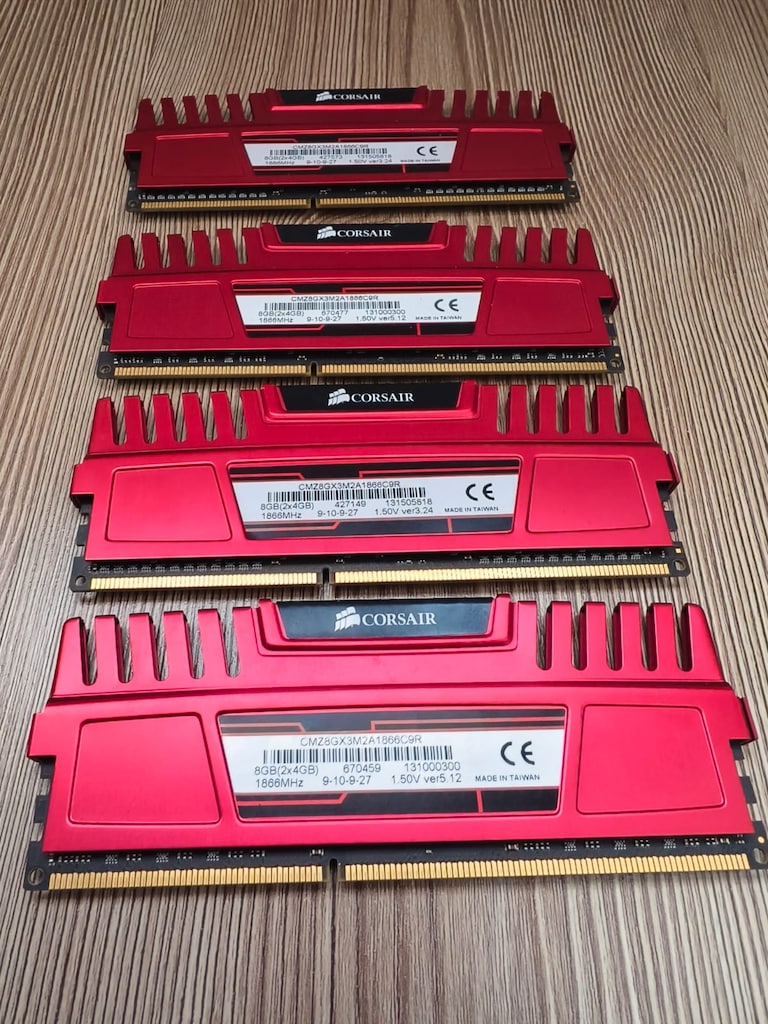 16 GB DDR3 RAM - 3