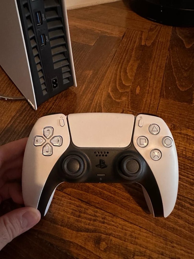 Acil Playstation 5 1TB - 3