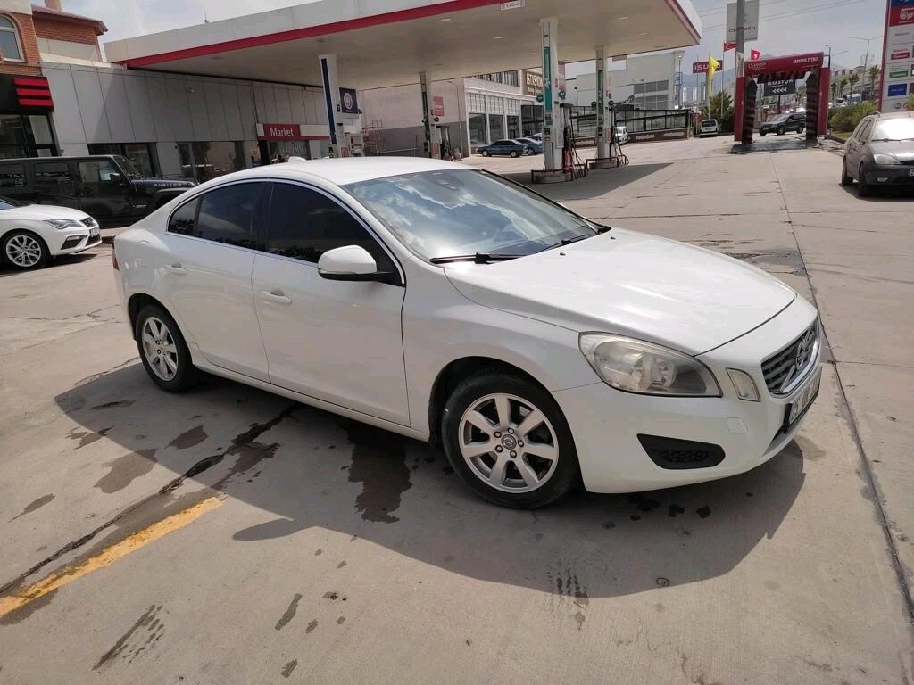 Volvo S60 sahibinden preminyum orjinal - 2