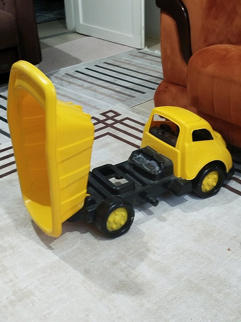 oyuncak kamyon - 3