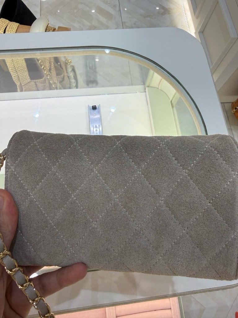 Chanel Süet Kapitoneli Zincirli Çanta - 6