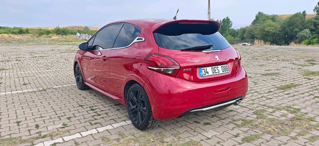 Peugeot 208 gti stock değişensiz hasarsız 2014 çıkışlı - 5