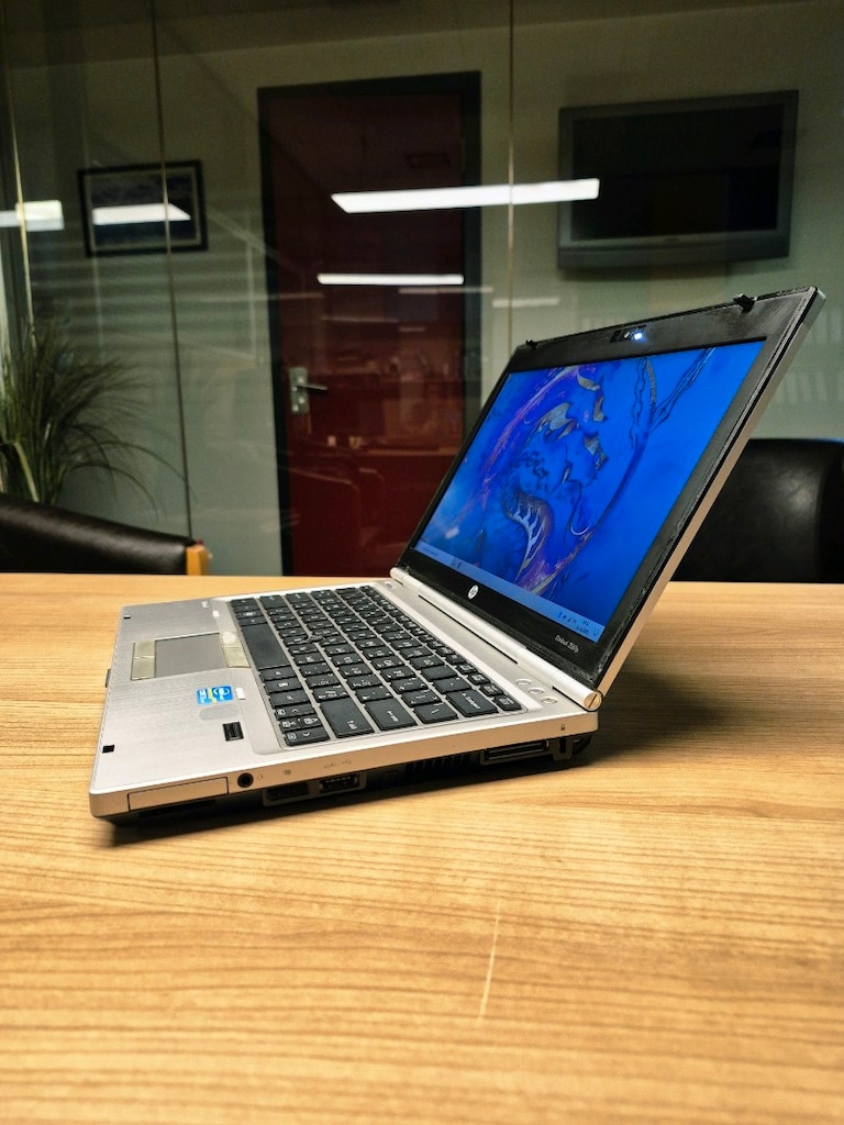 Laptop HP i7 İşlemci 240GB SSD Pili Yeni - 4