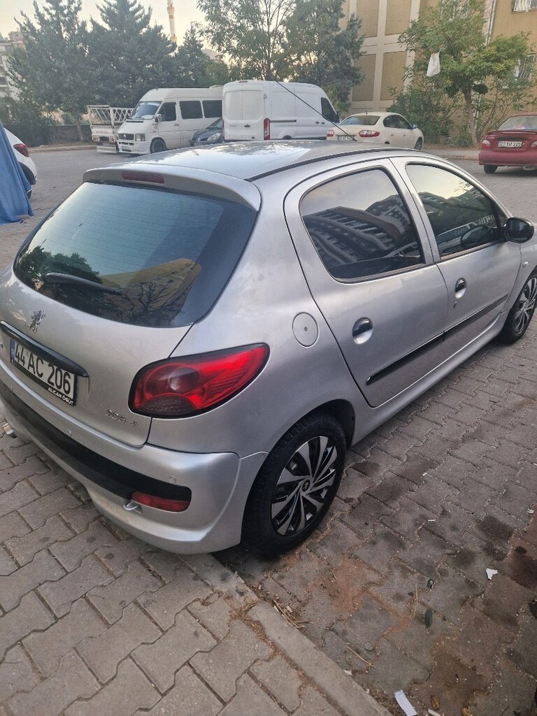 peugeot 206+plus 2011 model - 4