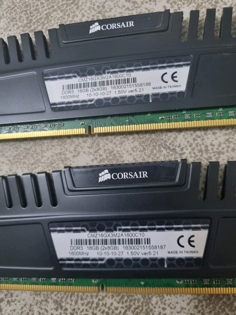 SATILIK CORSAİR 2X8 16 GB DDR3 1600 MHZ REM - 3