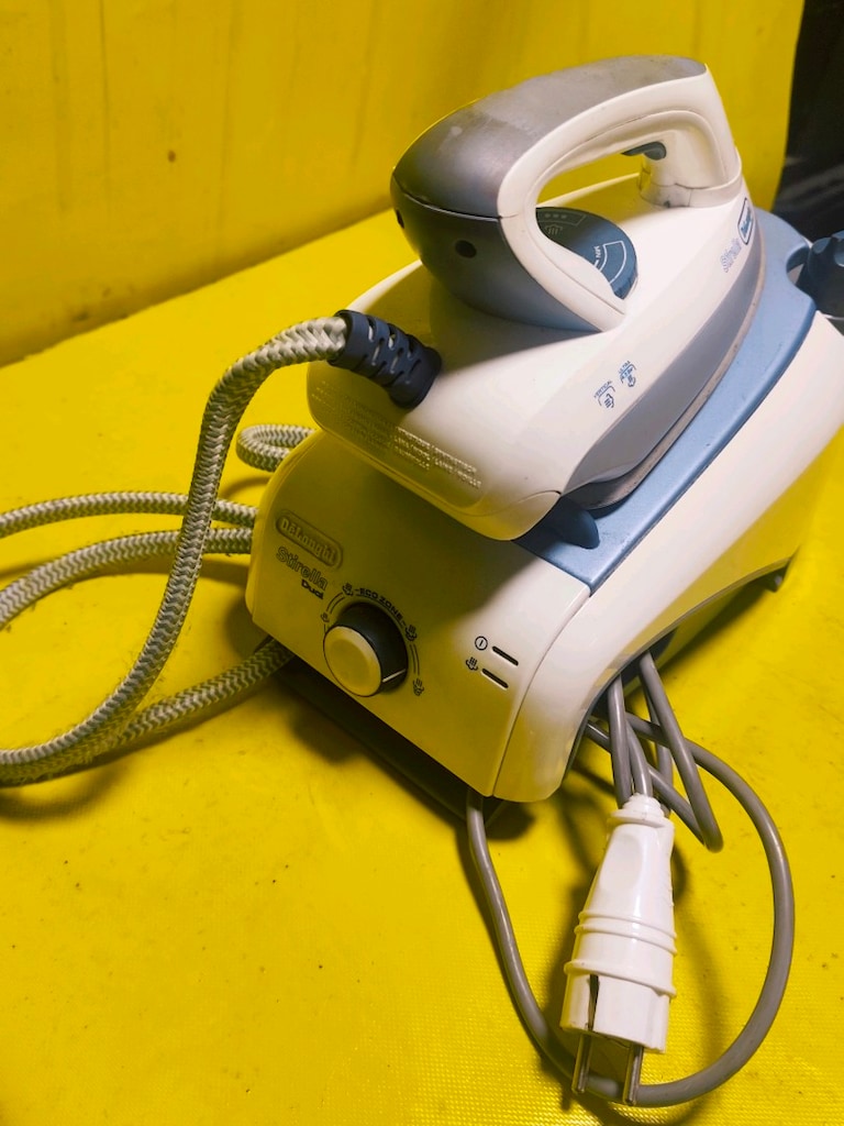 DeLonghi marka buhar kazanlı ütü - 5
