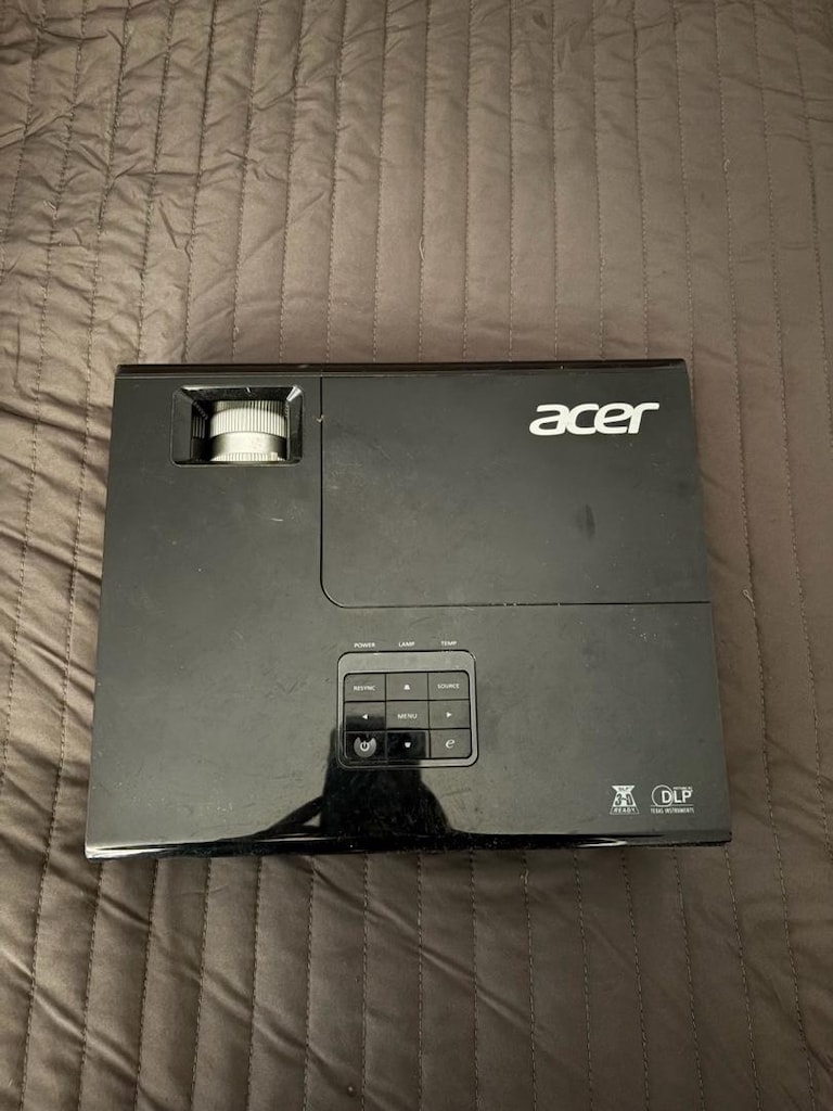 Acer DLP Projeksiyon cihazı - 2