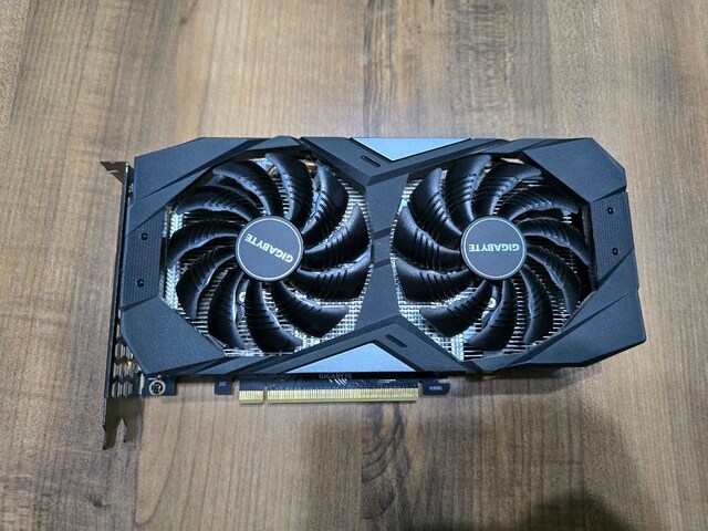temiz rtx 2060 kutusuz
