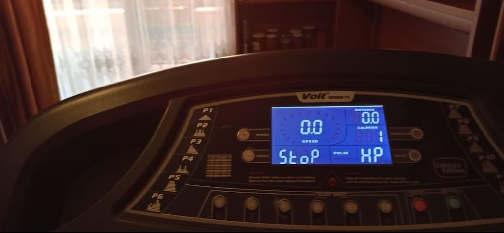 Voit Speed F1 Katlanabilir Koşu Bandı – Az Kullanılmış, Sorunsuz - 9