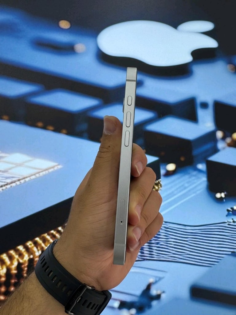 İPHONE 16E - 3