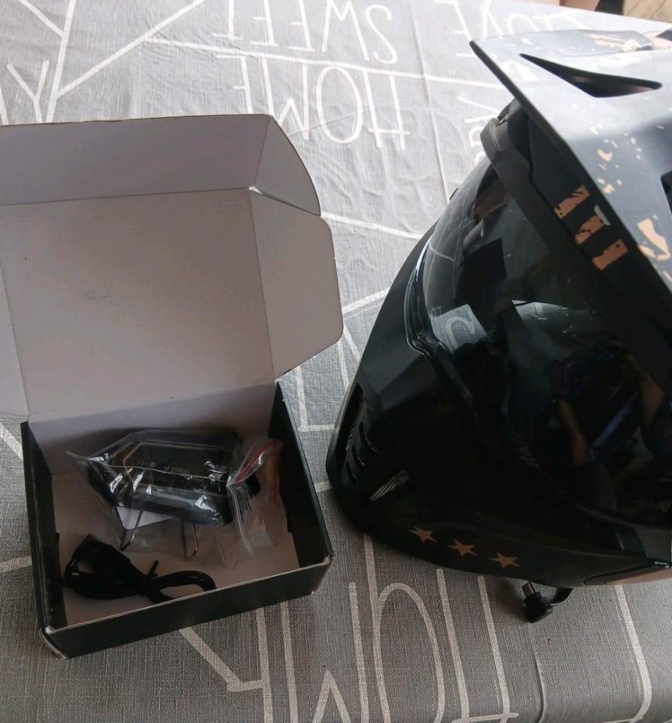 sıfır M beden sportif kask interkom ile satılıktır - 7