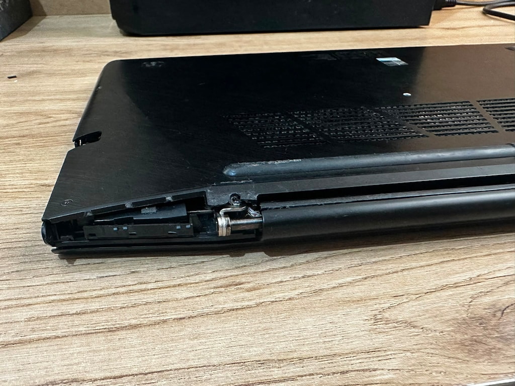 Lenovo Y50 Metal *i7-4700HQ *16GB RAM *512GB SSD *4GB GTX 960M 15.6inç - 5