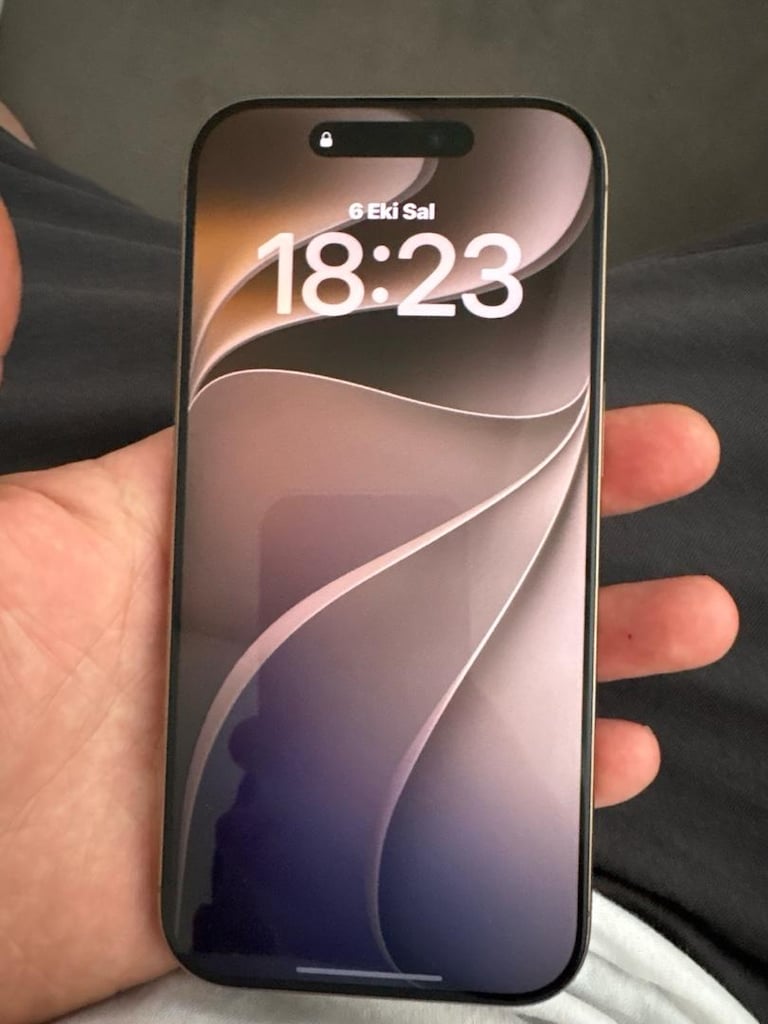 iPhone 16 pro yd 128gb - 2