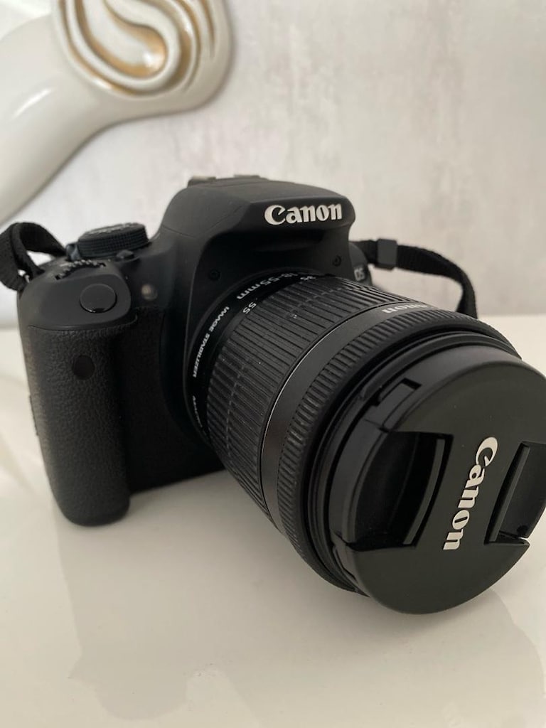 Düsük shutterlı EOS700D - 3