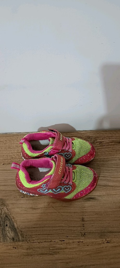 26 numara çocuk ayakkabısı. ilişkili. ortopedik - 3