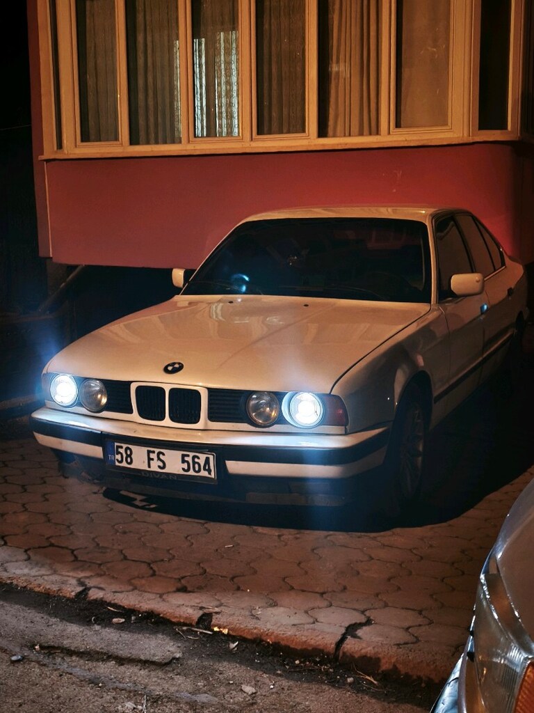 BMW 520İ - 9