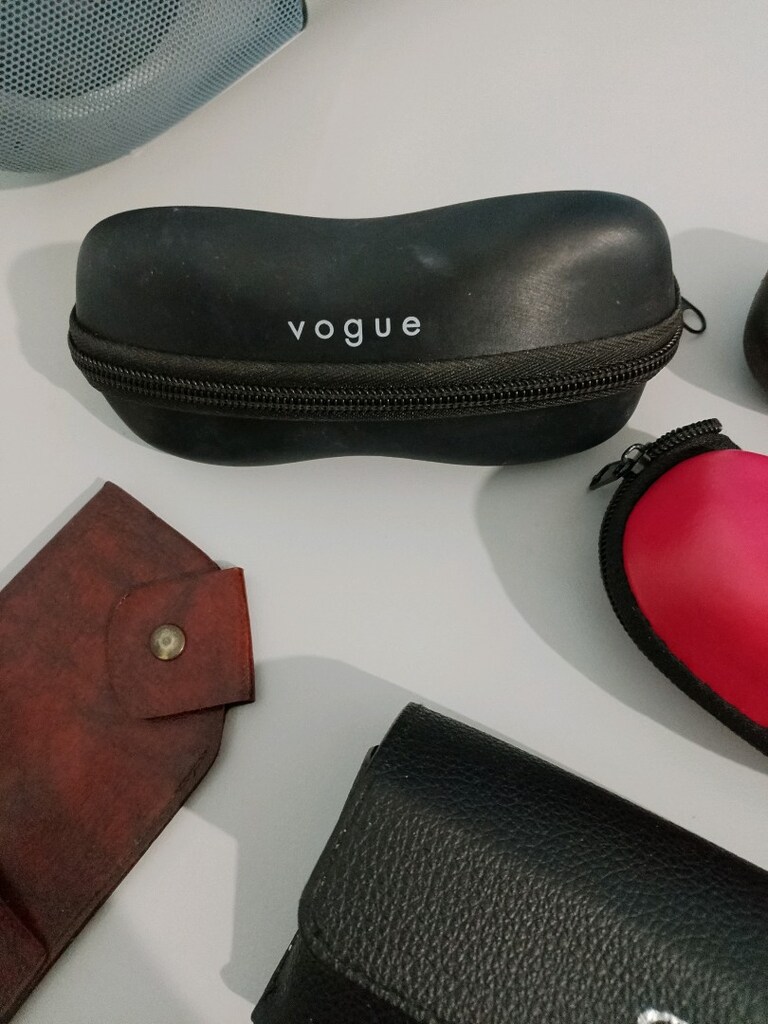 GÖZLÜK TAŞIMA/KORUMA KAPLARI*ADET 100₺ - 4
