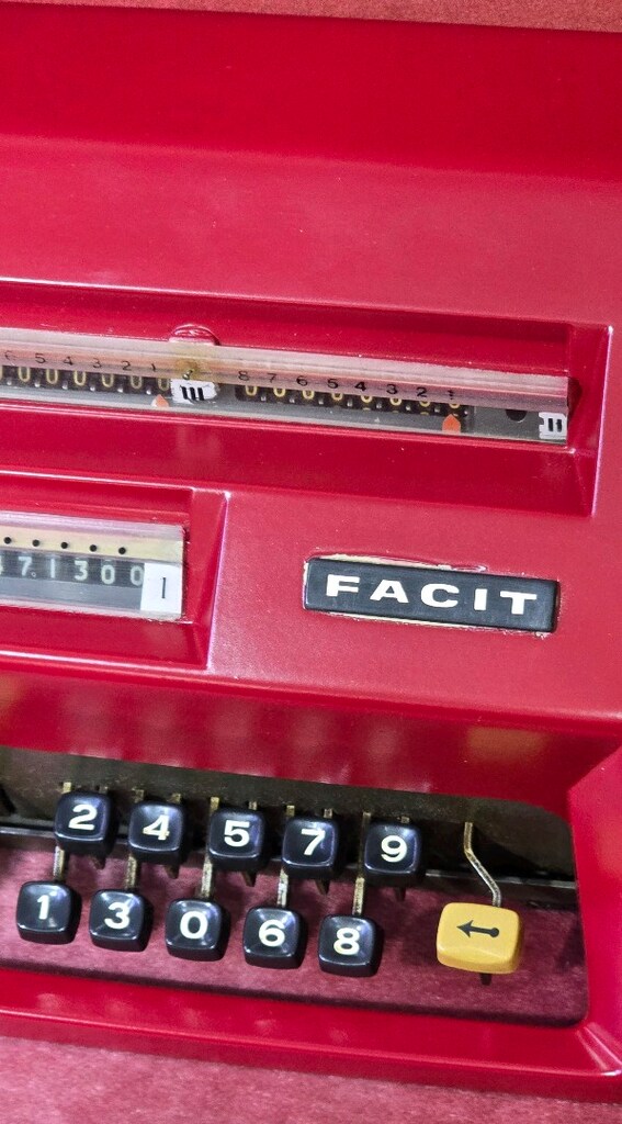 FACID vintage hesap makinası sorunsuz çalışır - 3