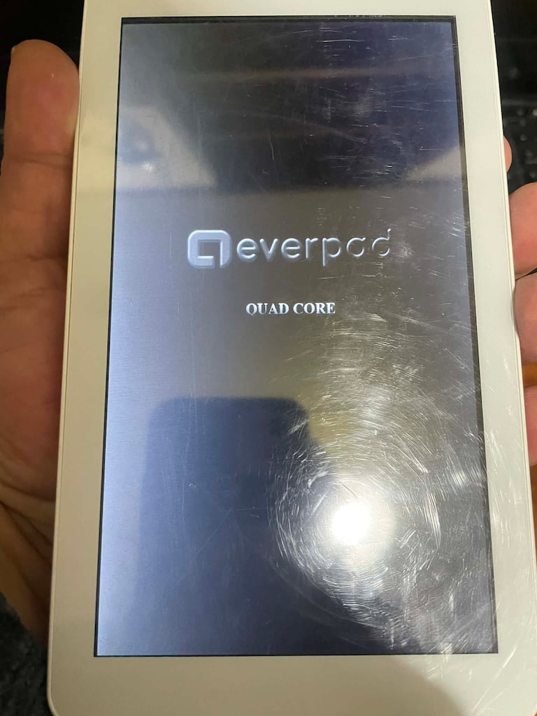 Everest DC-718 Tablet - 7