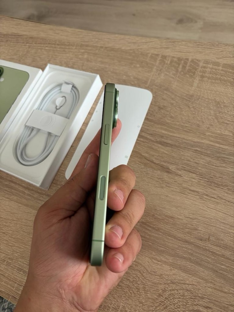 iphone 17 2.5 aylık Hatasız. 256 Gb - 7