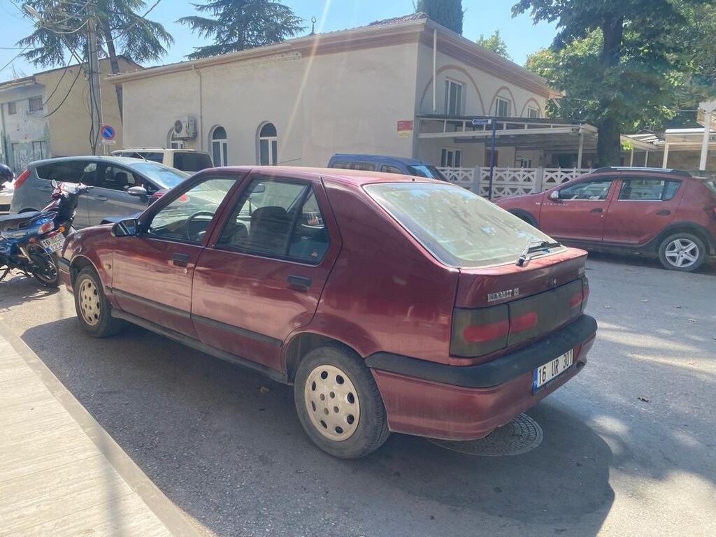 1999 model 1.4 Europa 220.000 km de - 5