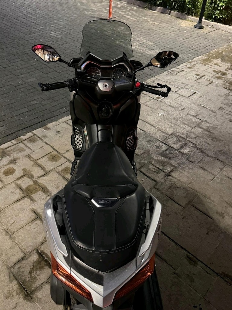 X MAX 125 ABS - 7
