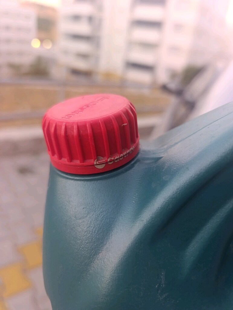 Castrol magnatec motor yağı 5. litre - 3