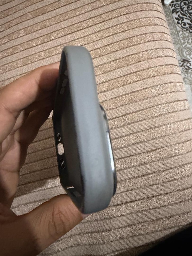 iphone 16 pro kılıf içi kadife - 4