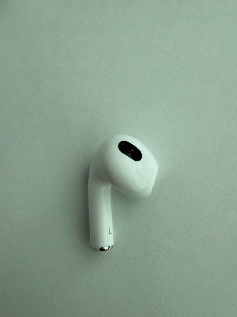 Apple AirPods (3. nesil) ve Lightning Şarj Kutusu - 8
