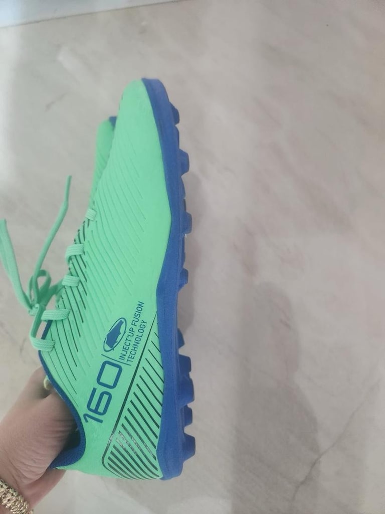Decathlon 38 Numara Halı Saha Kramponu – Sadece 2 Kez Giyildi - 3
