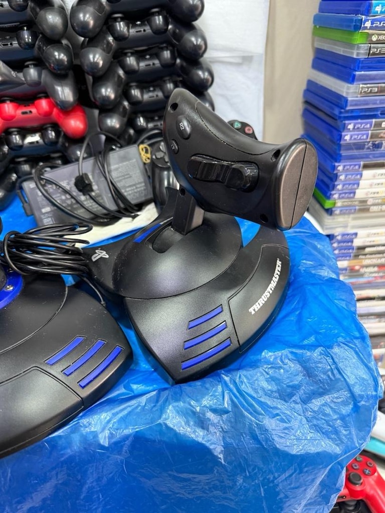 Thrustmaster T.Flight Hotas 4 PS4 Uçuş Joystiği - 3