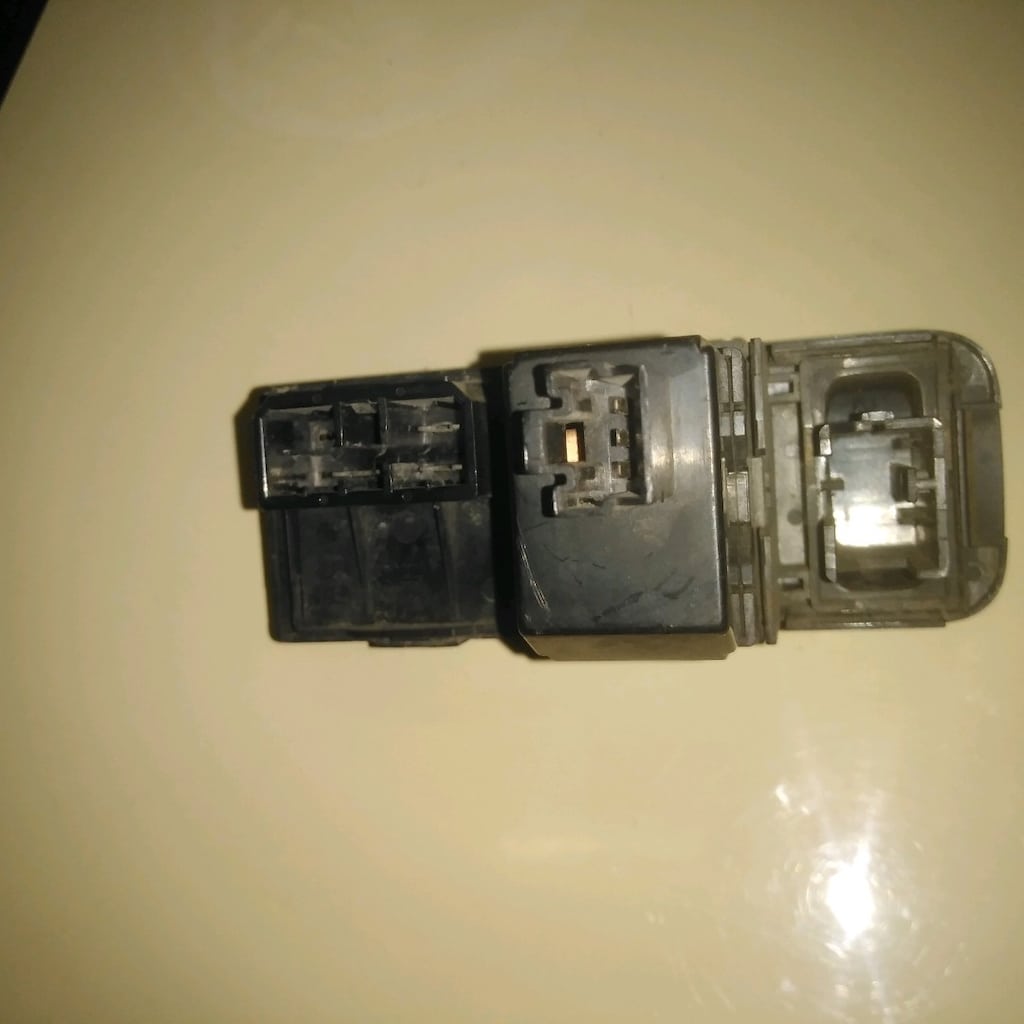 MİTSUBİSHİ GALANT AYNA FAR SEVİYE AYAR KONTROL DÜĞMELERİ - 3