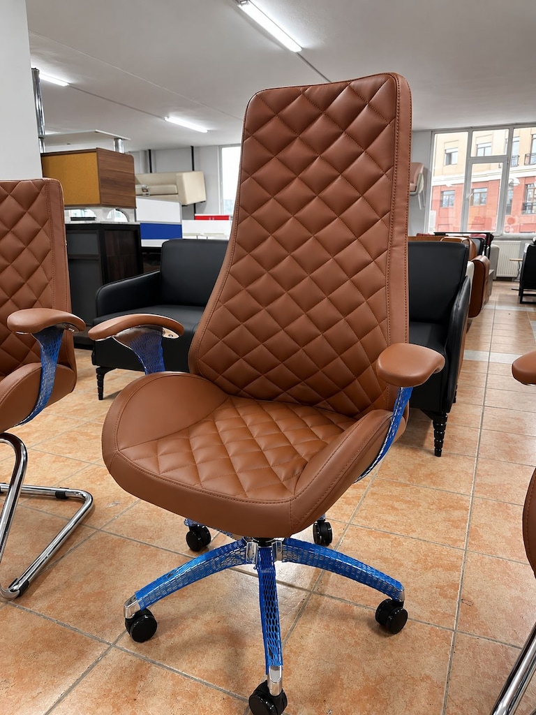 KLAS OFİS ÜSKÜDAR TABA BAKLAVA DESENLİ DERİ MÜDÜR KOLTUK TAKIMI - 6