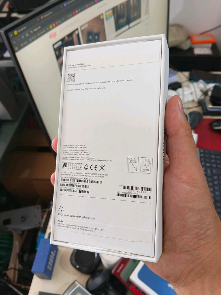 iphone 17 Pro Max cupertino Orjinal Boş Kutu - 2
