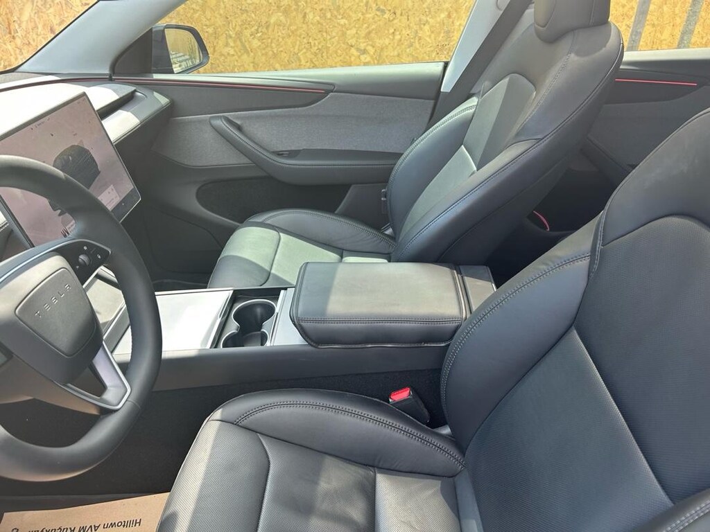 2025 Tesla Juniper Premium - 6