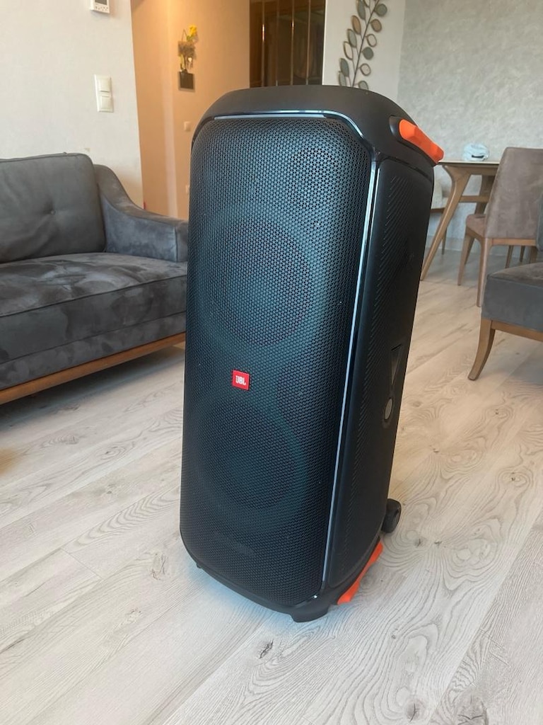 jbl 710