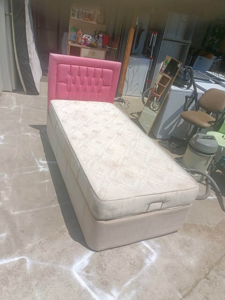 90*190 ebatında tek kişilik Baza, yatak, Başlık - 6