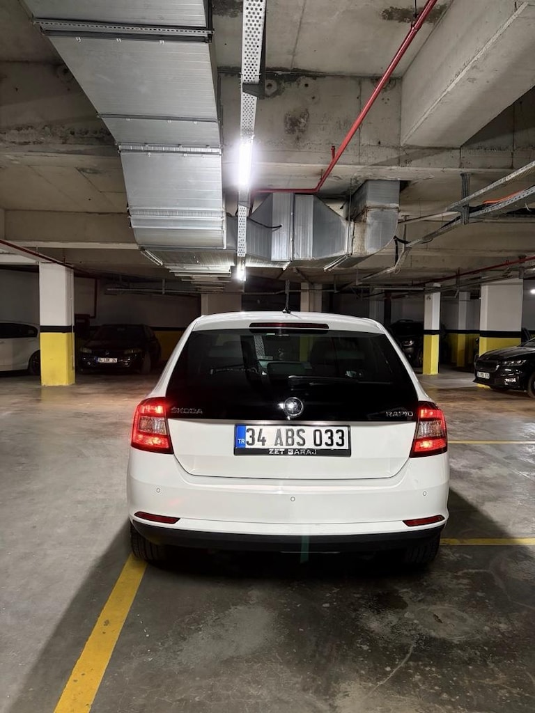 Boyasız Değişensiz Skoda Rapid - 2