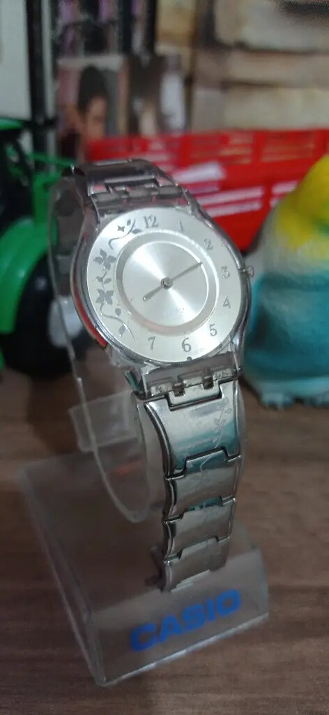 Swatch SFK 300G Kadın Saati - 4